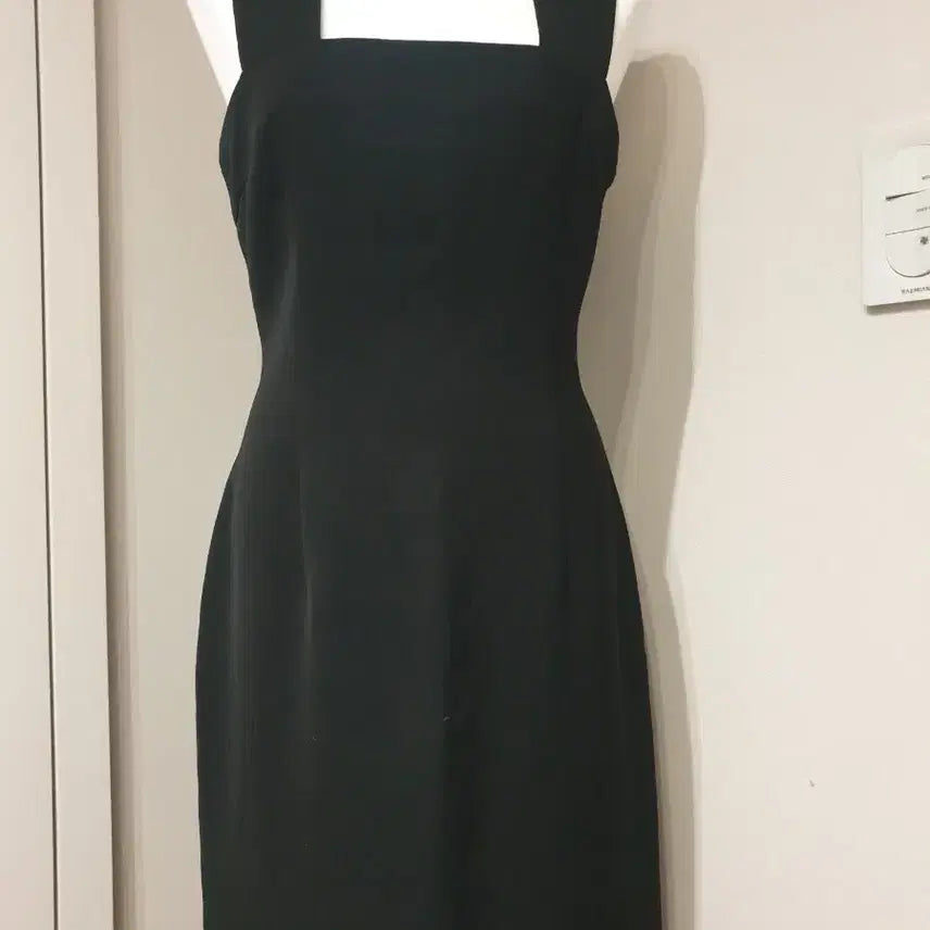 [BUNJANG] Black Square Neck Long Dress / 블랙 스퀘어넥 원피스