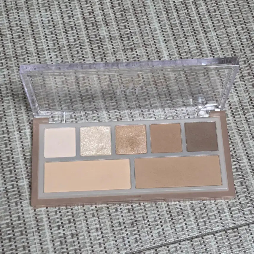 [BUNJANG] Luna Layer Blending Eye Palette No.1 / 루나 레이어 블렌딩 아이 팔레트 1호