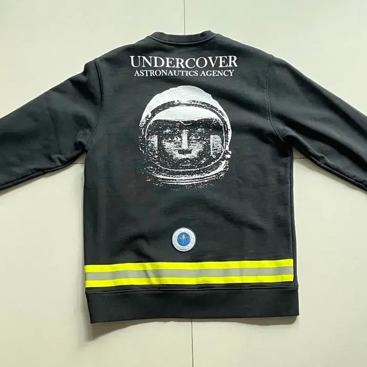 [BUNJANG] Undercover Astronautics Agency Sweater / [4]언더커버 우주인 맨투맨 팝니다