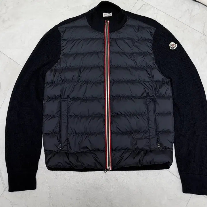 [BUNJANG] Moncler Navy Padded Cardigan / (XL) 25FW 유럽한정판 몽클레어 네이비 패딩 가디건