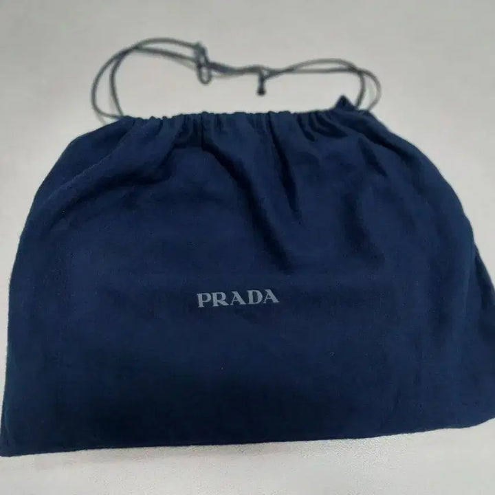 [BUNJANG] Prada Saffiano Document Holder Clutch (Gray) / 프라다 사피아노 도큐먼트 홀더 클러치(그레이)