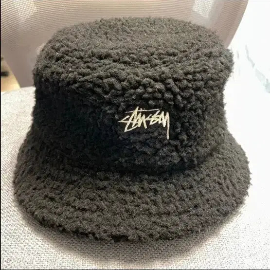[BUNJANG] Stüssy Sherpa Bucket Hat Black / 애쉬아일랜드 스투시 쉐르파 버킷햇 블랙 팝니다