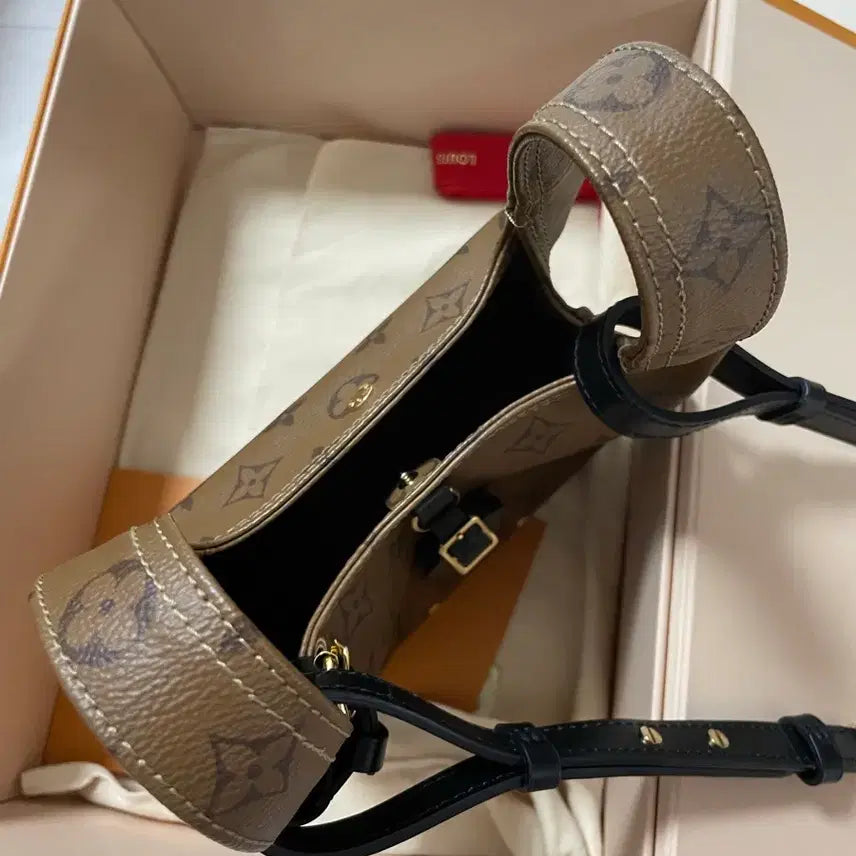 [BUNJANG] Louis Vuitton Atlantis BB Monogram Handbag / 루이비통 아틀란티스 BB 모노그램