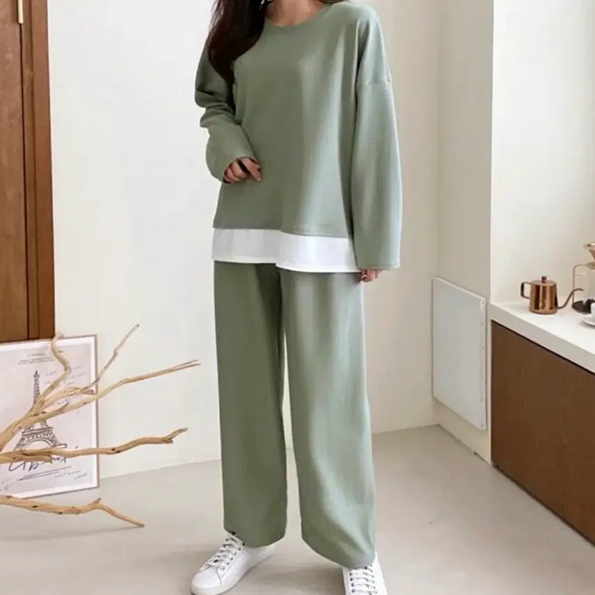 [BUNJANG] Layered Oversized Sweatshirt and Banding Pants Set / 레이어드 오버핏 맨투맨 + 밴딩 팬츠 세트 (새상품)