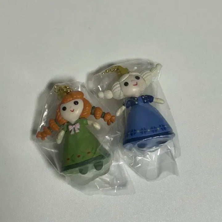 [BUNJANG] Disney Frozen Anna Elsa Doll Keychain Set / 겨울왕국 안나 엘사 인형 가챠 키링 미개봉 (세트)