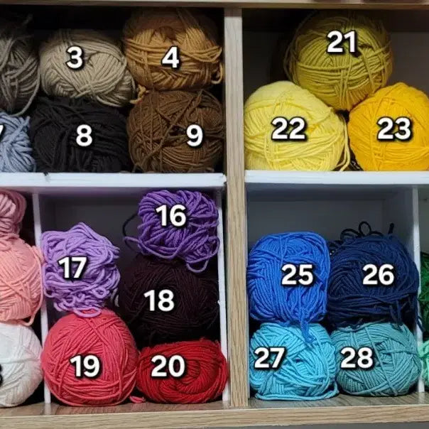 [BUNJANG] Handmade Crochet Miffy Keyring / (색상 커스텀 가능) 핸드메이드 뜨개 미피 키링