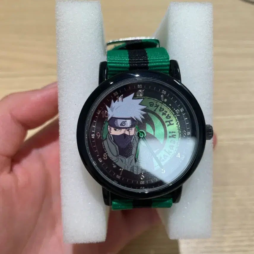 [SOLD OUT] 나루토 카카시 손목시계 판매합니다