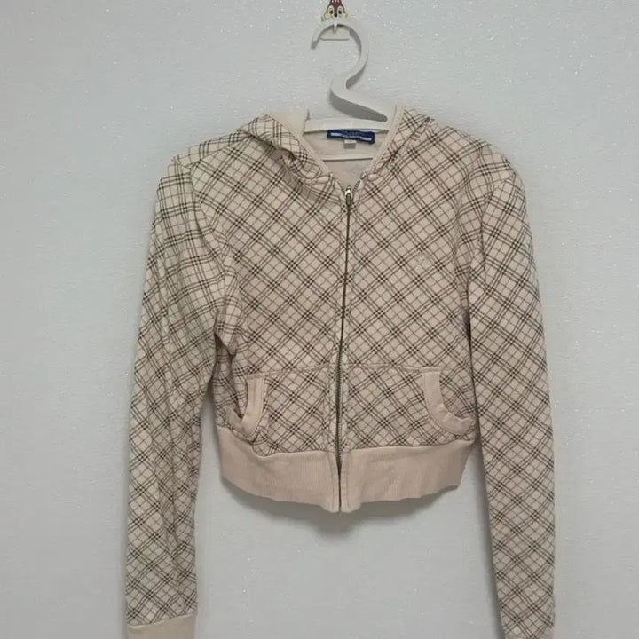 [BUNJANG] Burberry Blue Label Crop Hoodie Zip-up / 버버리 크롭 후드집업 블루라벨