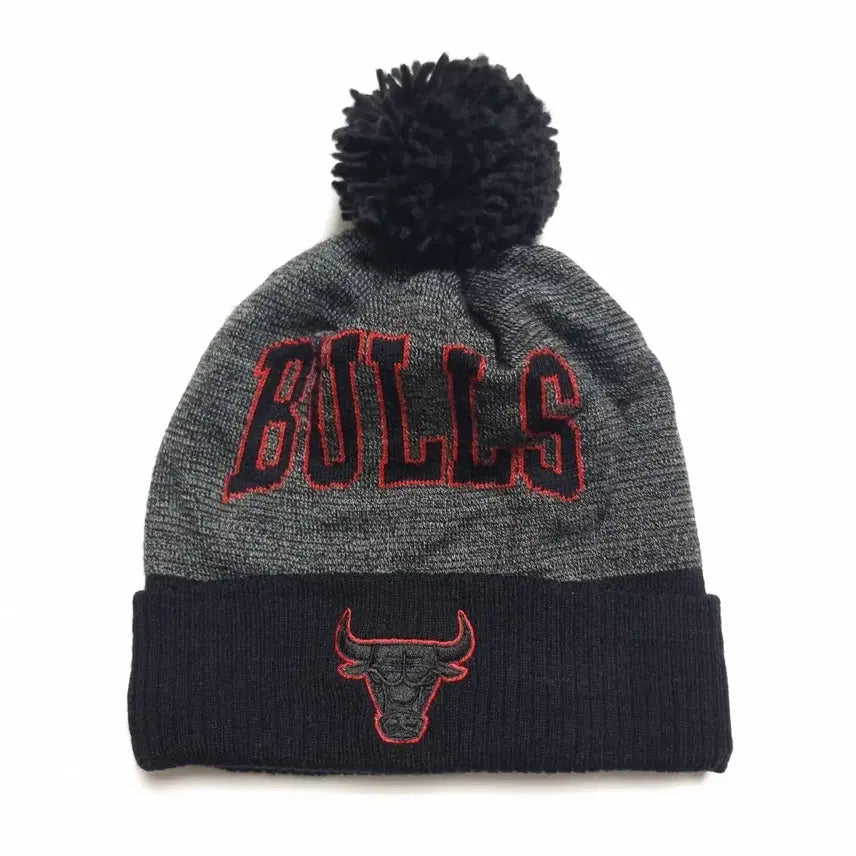 [BUNJANG] Mitchell &amp; Ness Chicago Bulls Beanie / 미첼엔네스 x 시카고불스 방울모자 비니