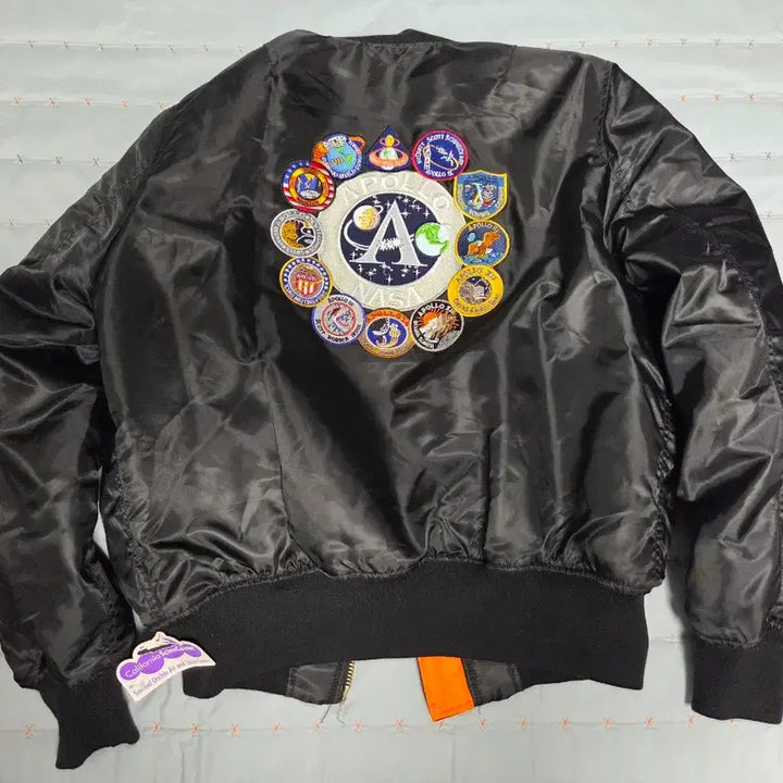 [SOLD OUT] NASA 아폴로 항공점퍼 블랙 (미국 구입, 새상품)