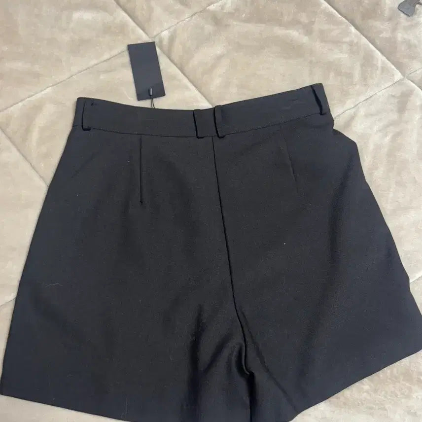 [BUNJANG] Roesom Black Shorts S Size / 로에솜 블랙 반바지 숏팬츠 s