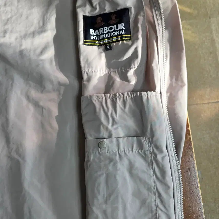 [BUNJANG] Barbour International Jacket (M) / 바버 인터내셔널 남방형 자켓 바람막이(새제품,정품)