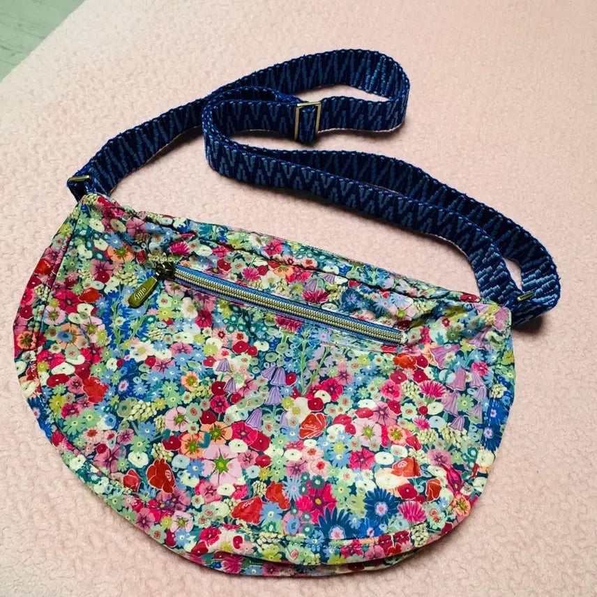 [BUNJANG] Oillilly Crossbody Bag / 오일릴리 크로스백