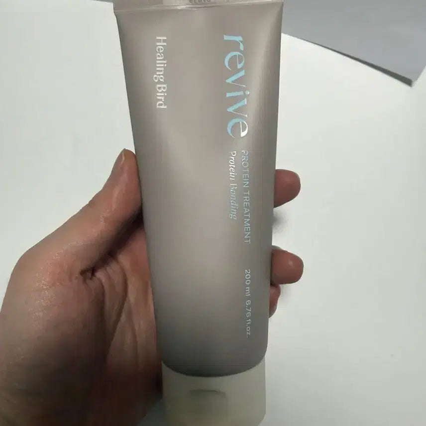 [BUNJANG] Healing Bird Revive Protein Treatment 200ml (Sealed) / 힐링버드 리바이브 단백질 트리트먼트 200ml 1개(미개봉 새상품)