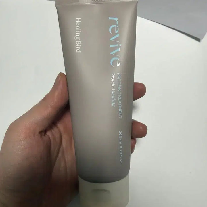 [BUNJANG] Healing Bird Revive Protein Treatment 200ml (Sealed) / 힐링버드 리바이브 단백질 트리트먼트 200ml 1개(미개봉 새상품)