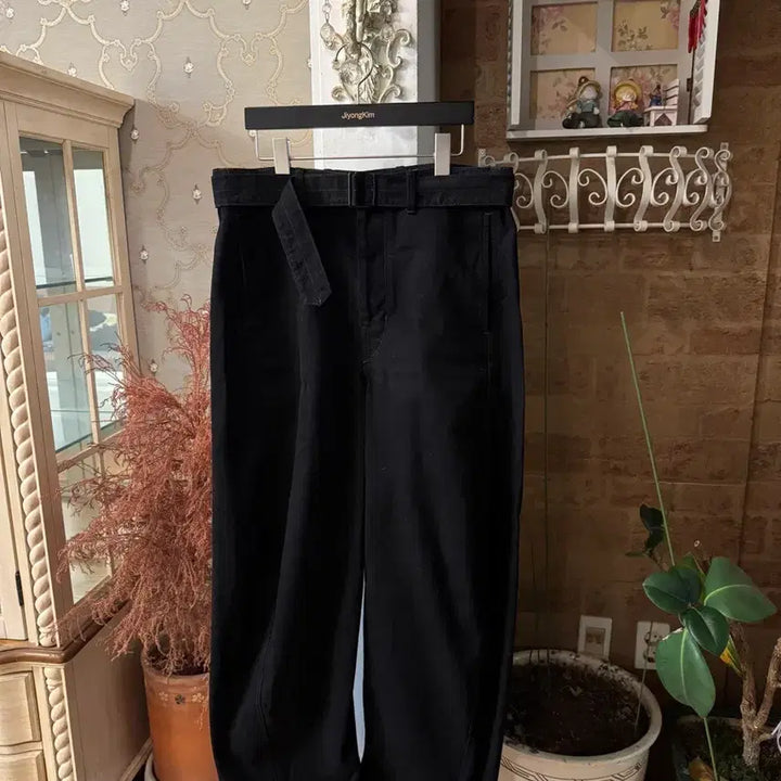 [BUNJANG] Lemaire Belted Denim Pants Black / 르메르 벨티드 데님 팬츠 블랙