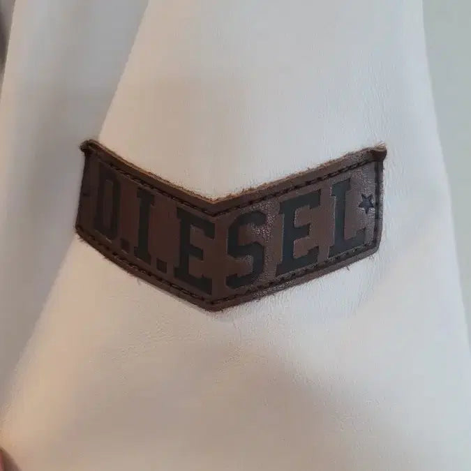 [SOLD OUT] 디젤 후드 자켓 (100)