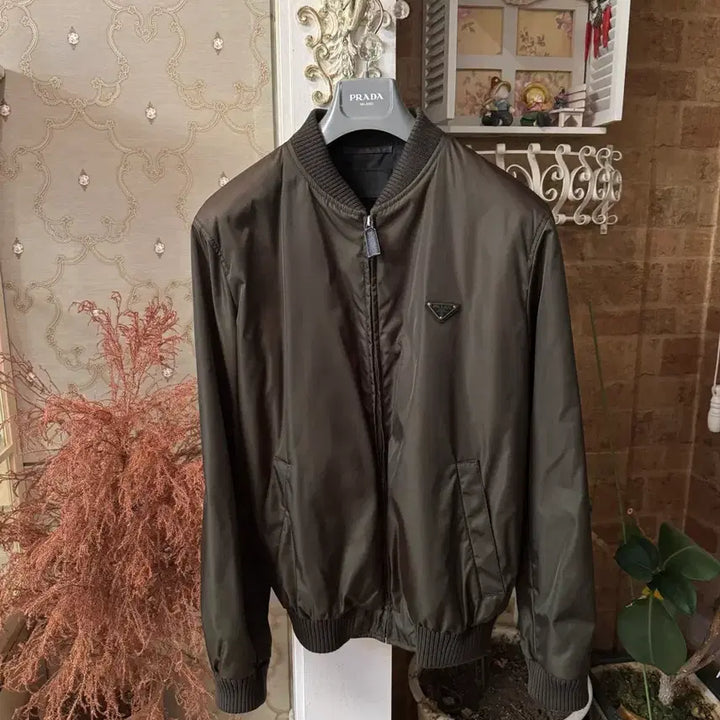 [BUNJANG] Prada Re-Nylon Blouson Jacket Olive Khaki / 프라다 리나일론 블루종 자켓 올리브 카키