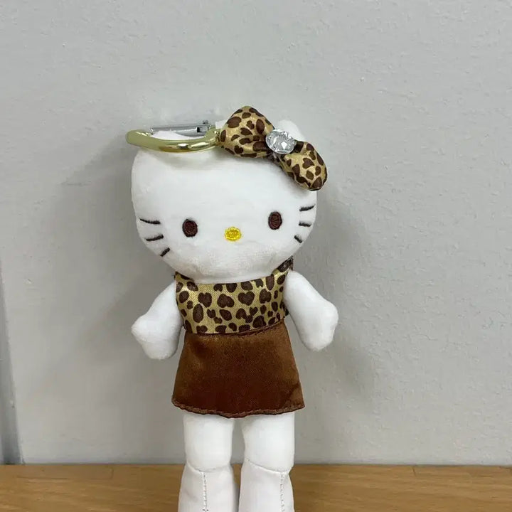 [BUNJANG] Leopard Print Long Leg Kitty Doll Keyring / 레오파드 호피 롱다리 키티 인형키링 새상품