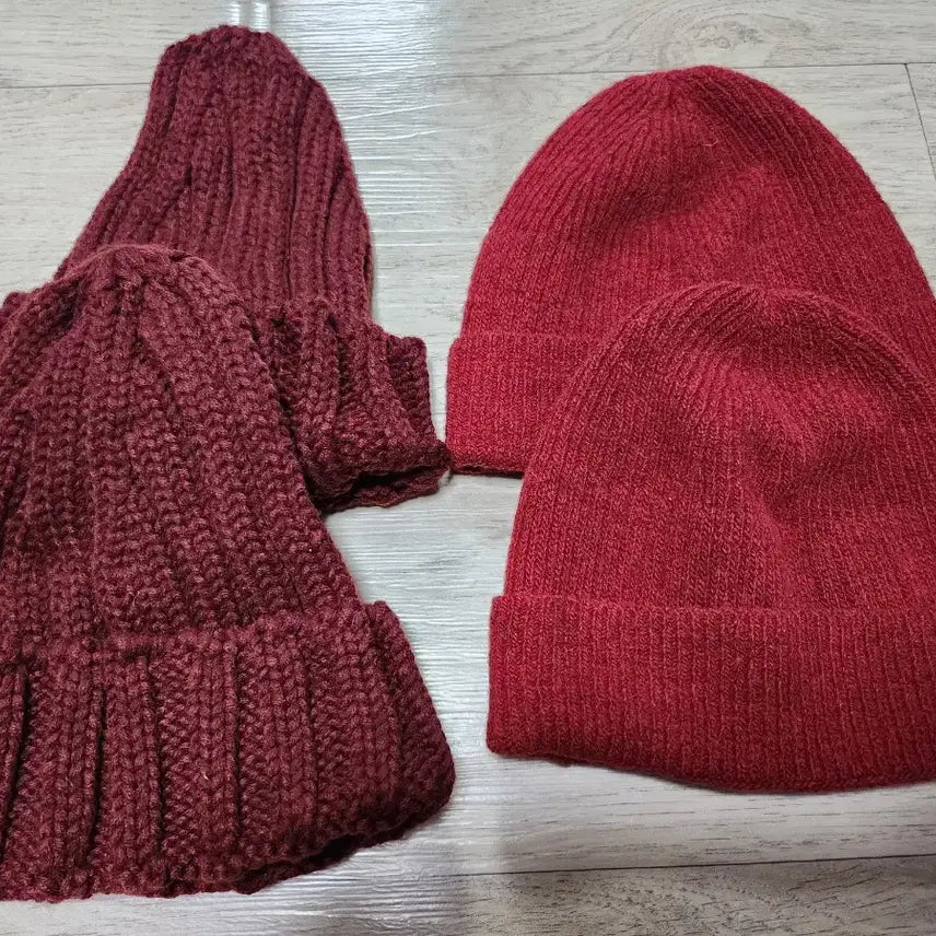 [BUNJANG] Unisex Knit Beanie Bundle / 새상품 니트 비니,털 모자(2개묶음)