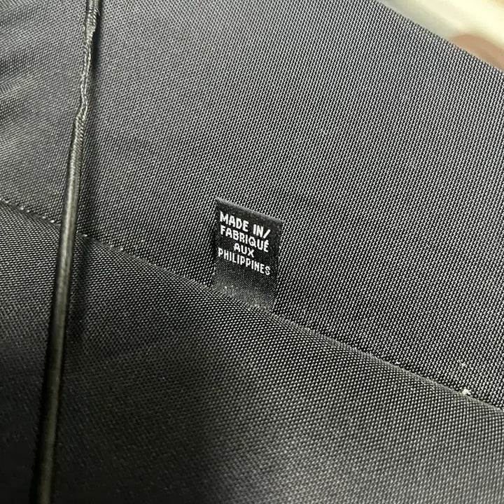 [BUNJANG] Arc'teryx Quiver Crossbody Bag Black Ash / 아크테릭스 퀴버 크로스바디 백 블랙 애쉬