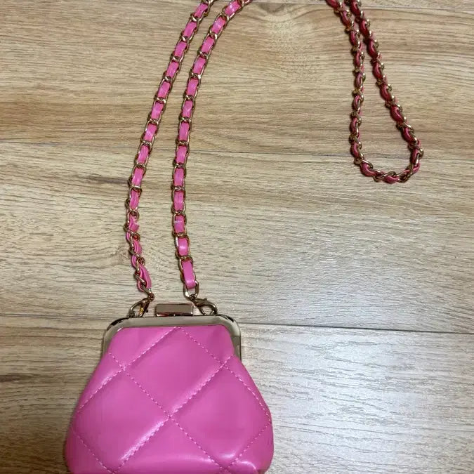 [BUNJANG] Pink Quilted Chain Mini Bag / 핑크 퀼팅 체인 미니백 가방