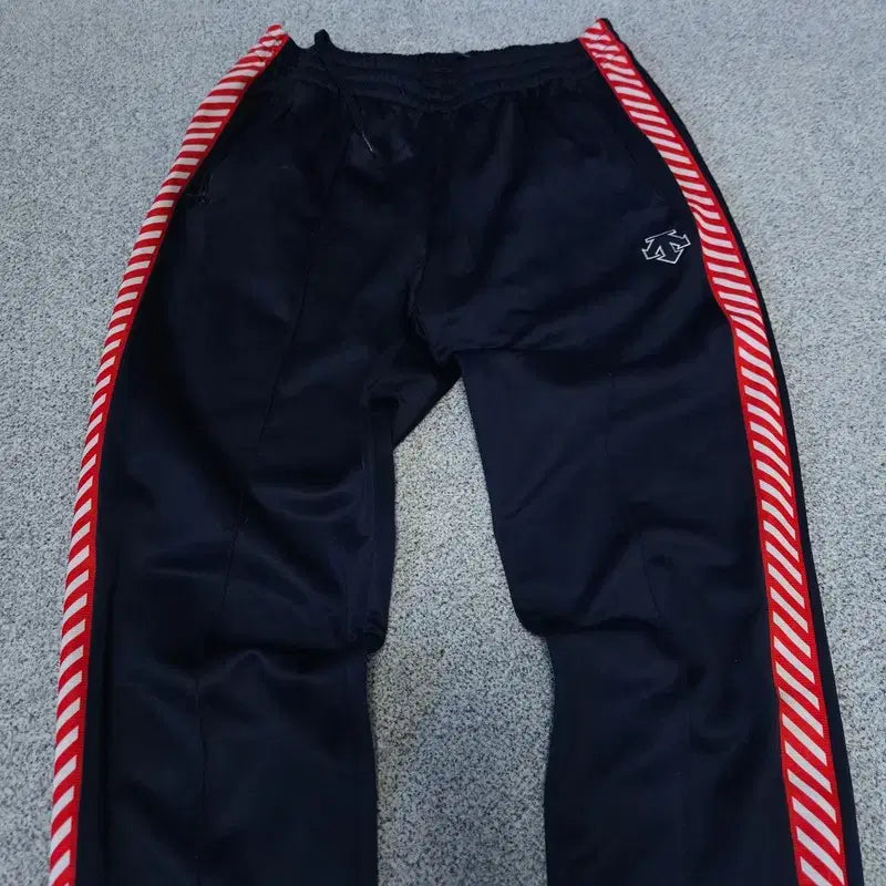 [BUNJANG] Descente Athletic Pants / [M] 데상트 운동바지