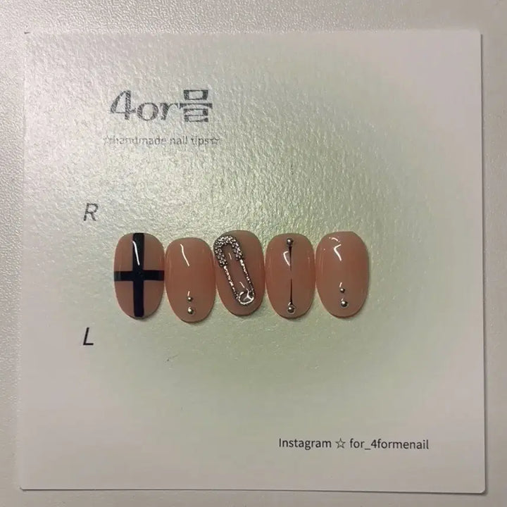 [BUNJANG] Handmade Piercing Nail Tips / 수제네일팁 수제네일 네일팁 힙한네일 피어싱네일 판매 3만원이상반택무료