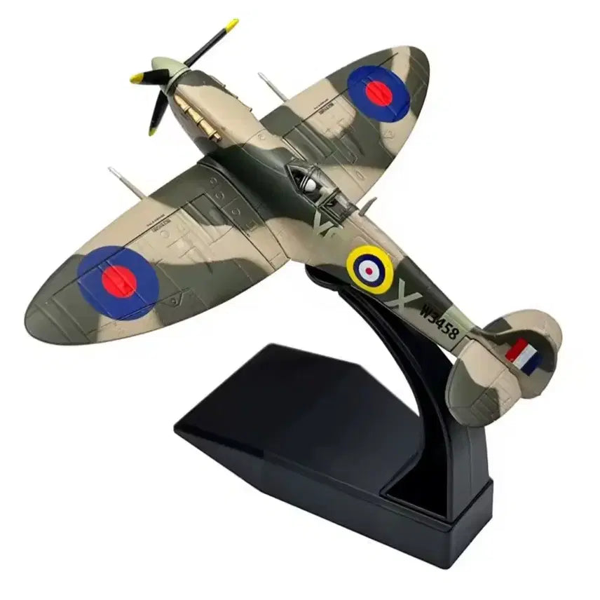 [BUNJANG] Metal Spitfire Fighter Model Figure / (금속) 스핏파이어 전투기 모형(피규어) 팝니다.