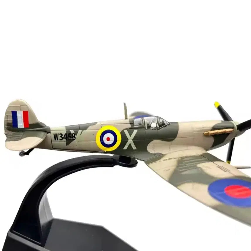 [BUNJANG] Metal Spitfire Fighter Model Figure / (금속) 스핏파이어 전투기 모형(피규어) 팝니다.