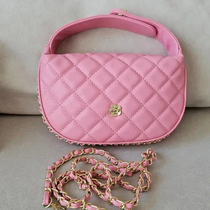 [BUNJANG] Pink Quilted Chain Bag / (새상품) 가벼운 핑크 체인 퀼팅백 퀄팅백 / 토트백 크로스백