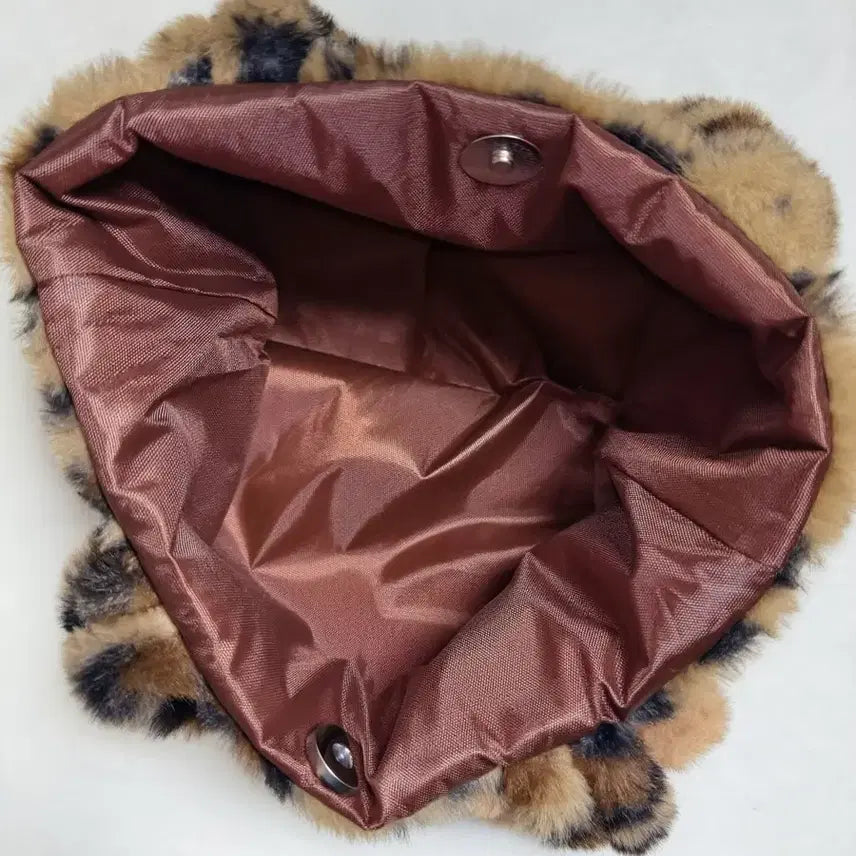 [BUNJANG] Hello Kitty Leopard Print Fur Bag / 호피 헬로키티 털가방