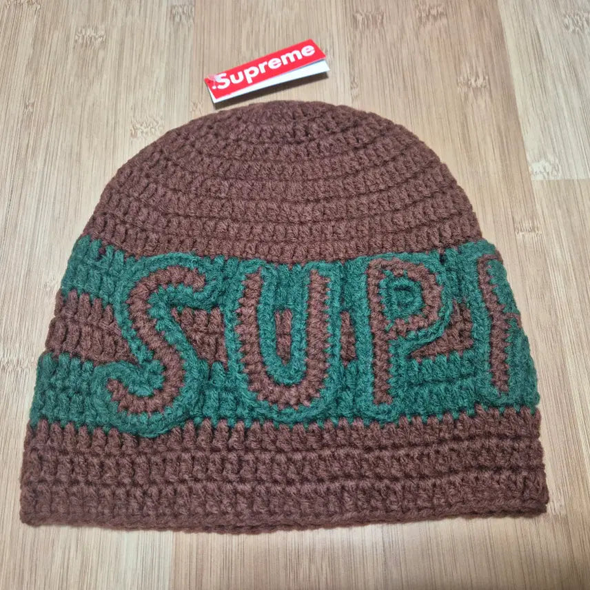 [BUNJANG] Supreme Crochet Logo Beanie Brown / Supreme 크로셰 로고 비니 브라운