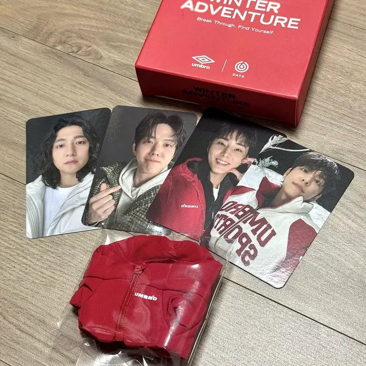[BUNJANG] DAY6 Umbro Goods Bundle Set (Photocard, Bromide, Keyring) / 데이식스 엄브로 굿즈 풀세트 일괄 (포카, 브로마이드, 키링)