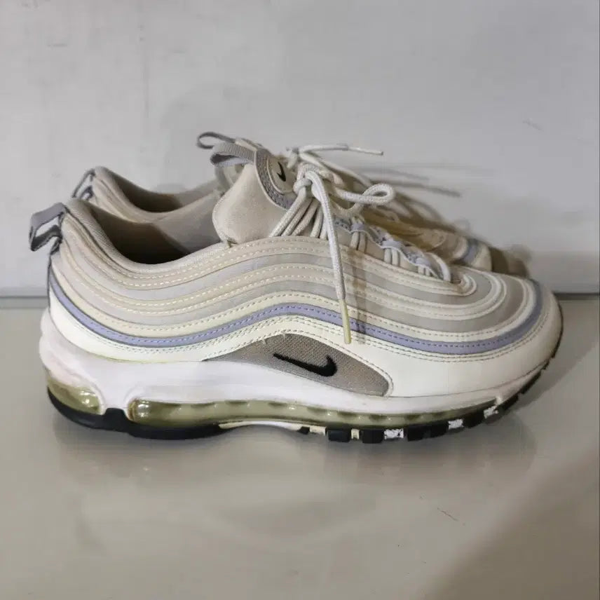 [BUNJANG] Nike Air Max 97 Essential Sneakers / 255mm 나이키 에어맥스 97 에센셜 운동화