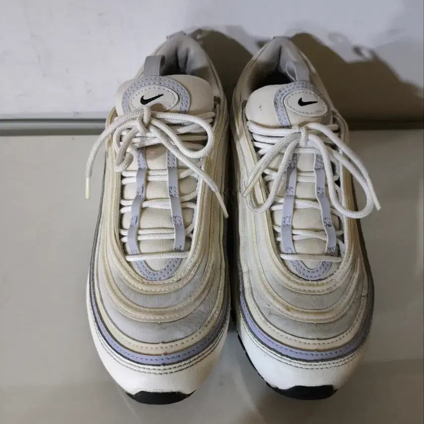 [BUNJANG] Nike Air Max 97 Essential Sneakers / 255mm 나이키 에어맥스 97 에센셜 운동화