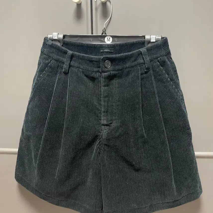 [BUNJANG] Shop M Corduroy Shorts / 샵엠 코듀로이 쇼츠