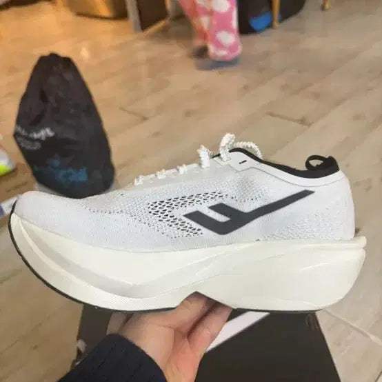 [BUNJANG] Prospecs Infinite Rush White Running Shoes / 프로스펙스 인피니트 러시 화이트 240