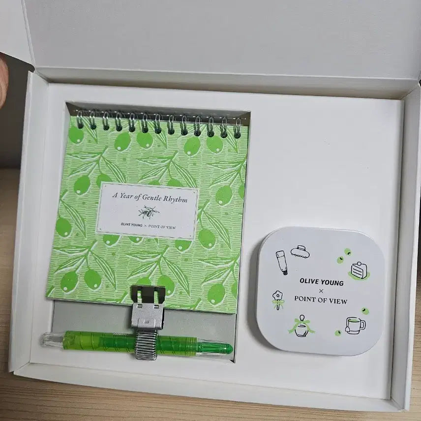 [BUNJANG] Point of View Olive Young Calendar & Stamp Set / 올리브영 X 포인트오브뷰 달력, 스탬프 세트