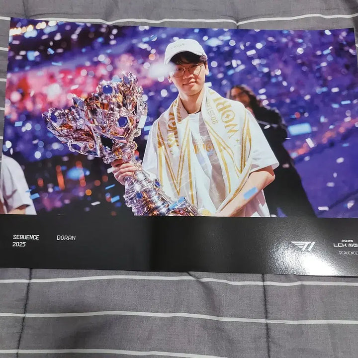 [SOLD OUT] LCK 사진전 티원 도란 포스터