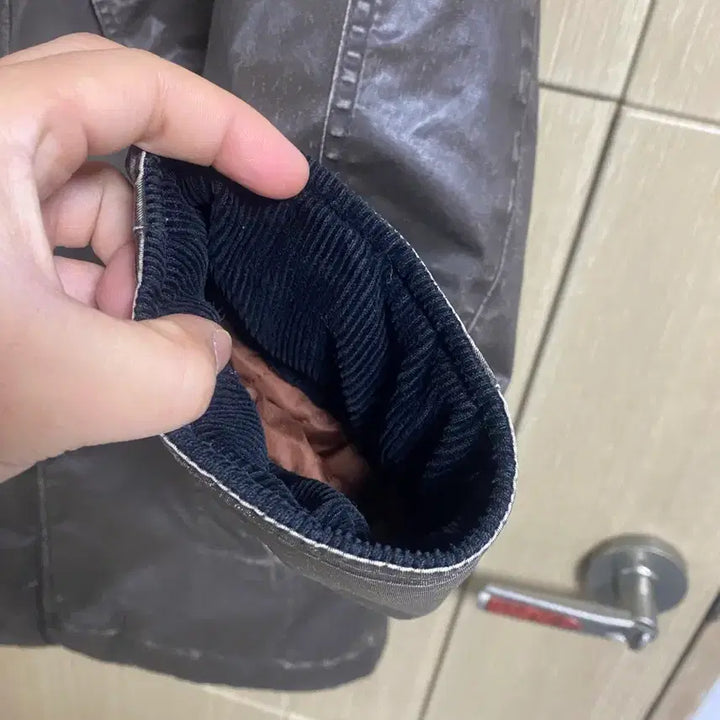 [BUNJANG] Series Carbon Coating Hunting Jacket (Size 95) / [SERIES] 시리즈 카본 코팅 헌팅 자켓 95사이즈