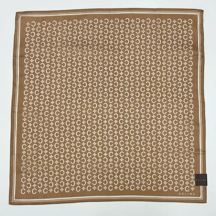 [BUNJANG] Celine Petit Scarf Handkerchief / (새상품) celine / 셀린느 쁘띠스카프 손수건