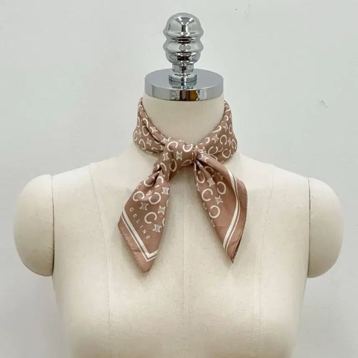 [BUNJANG] Celine Petit Scarf Handkerchief / (새상품) celine / 셀린느 쁘띠스카프 손수건