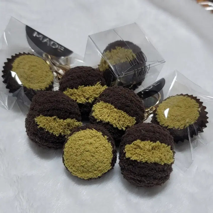 [BUNJANG] Handmade Crochet Dubai Jjontuck Cookie Keyring / 핸드메이드 뜨개 두바이쫀득쿠키 키링 두쫀쿠 키링