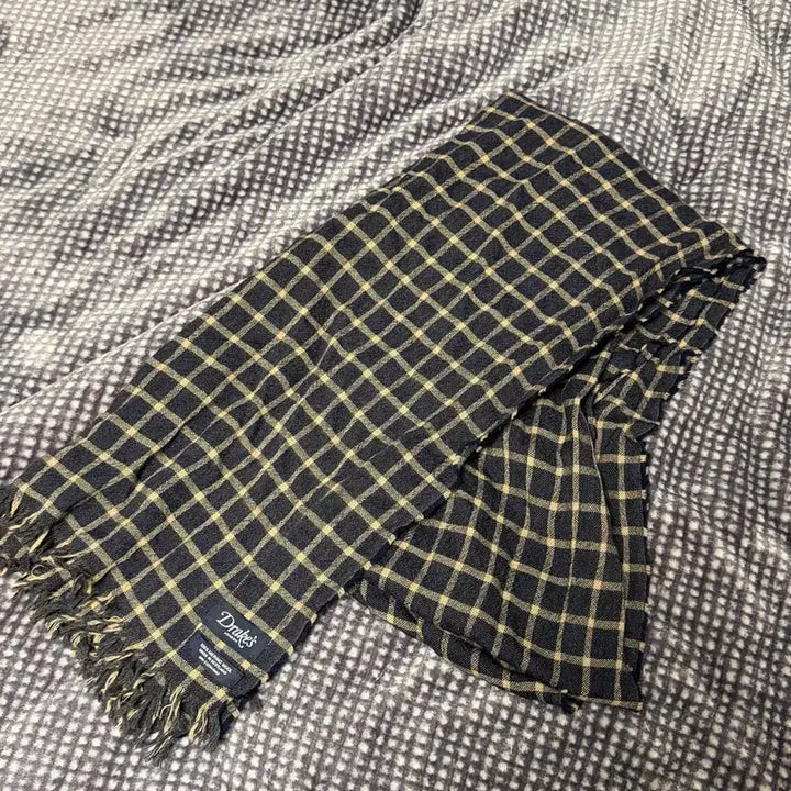 [BUNJANG] Drake's Wool Muffler / 드레익스 울 머플러