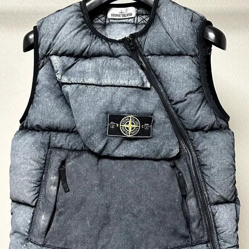 [SOLD OUT] 스톤아일랜드 텔라 프로스트 조끼 패딩 S(95-100)