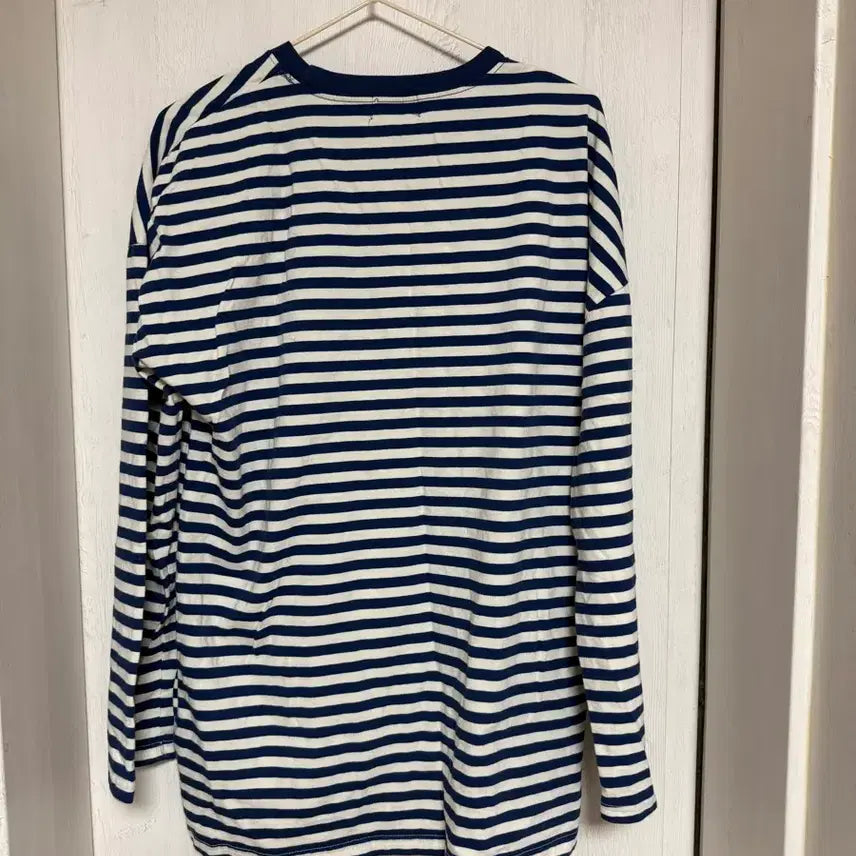 [BUNJANG] Imvely Disney Striped T-shirt / 임블리 디즈니 단가라티 (새상품)