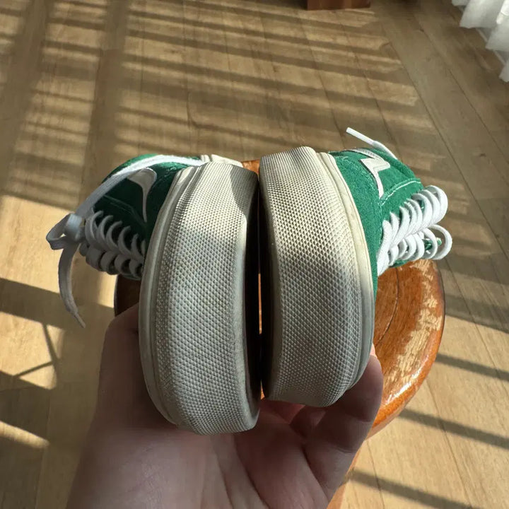 [BUNJANG] Vans Old Skool Suede Green Sneakers / (275) 반스 올드스쿨 스웨이드 그린