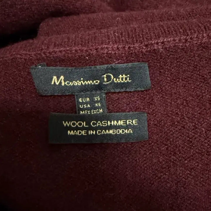 [SOLD OUT] 마시모두띠 울+캐시미어 하이넥 스웨터