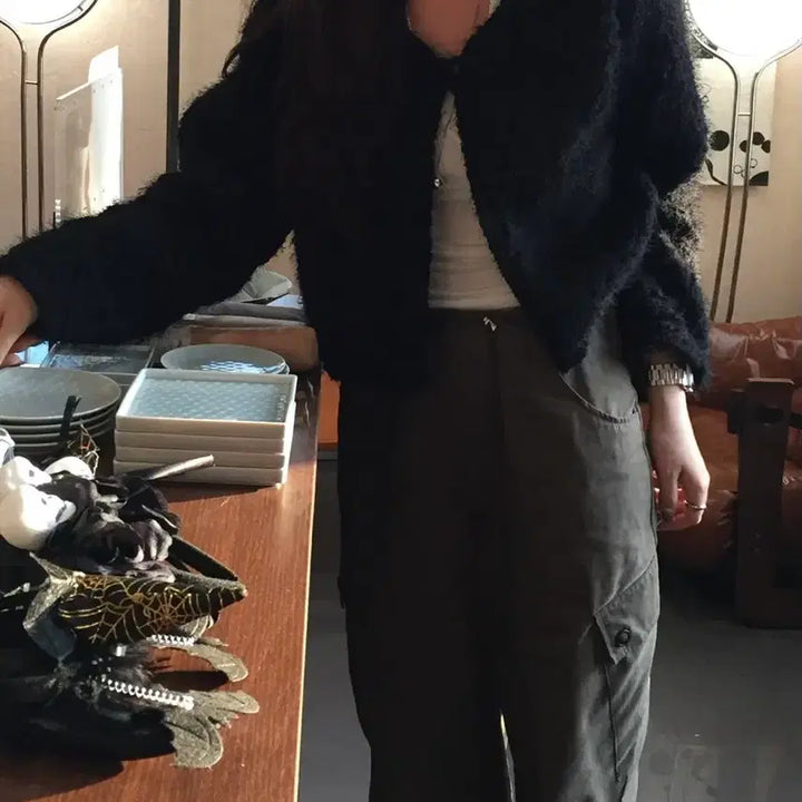 [BUNJANG] HAVE SOME MONTHS Cardigan / 에이블리 헤이브먼스 퍼 가디건_ 블랙